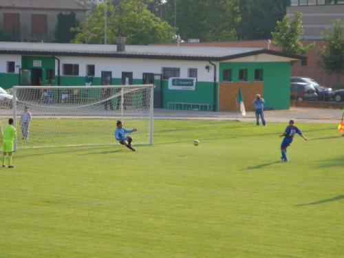 un-goal-per-labruzzo-2009-1